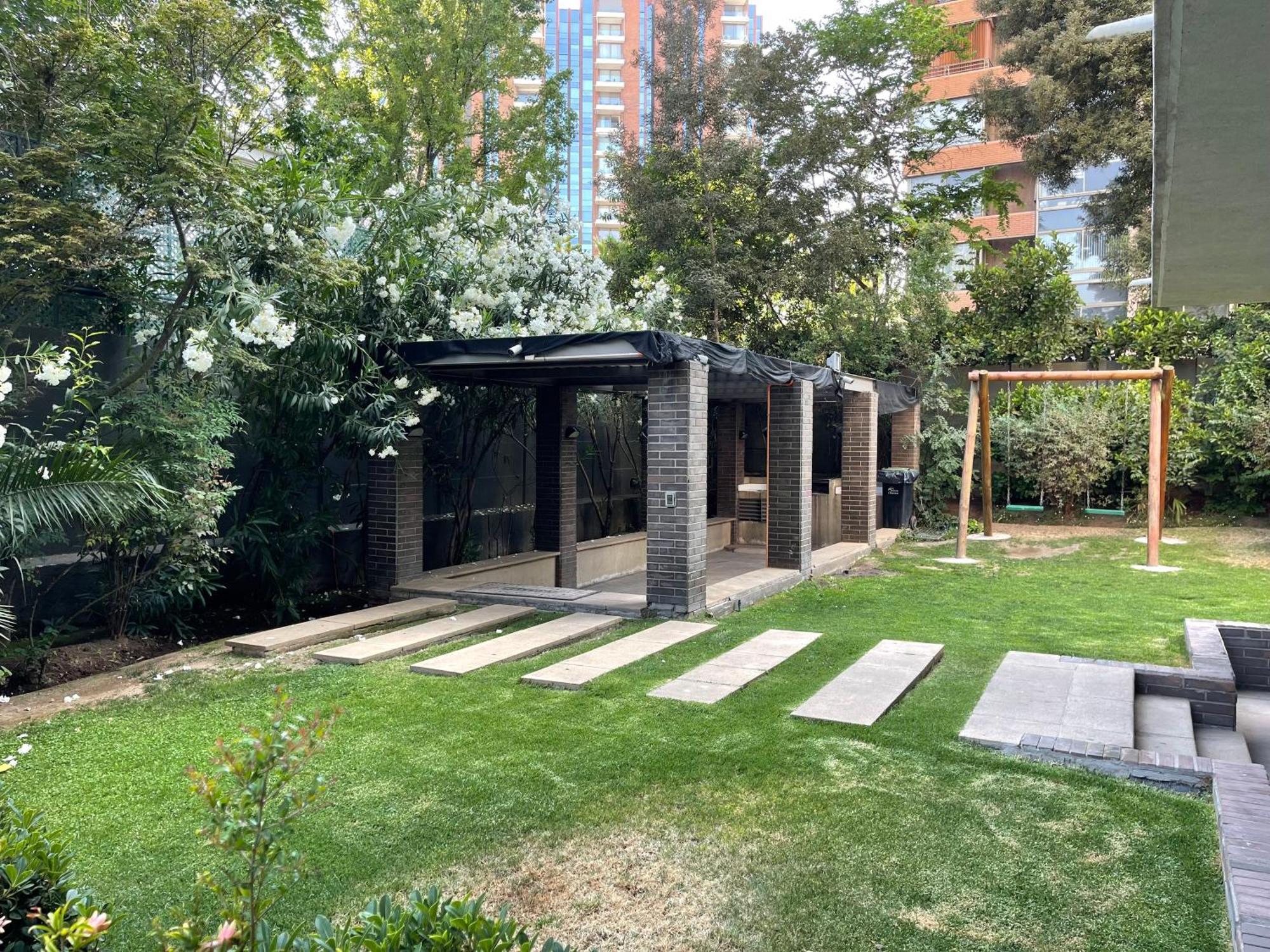 Apartamento/estudio En Condes Apartamento